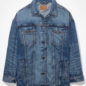 American Eagle 90’s Boyfriend Denim Jacket